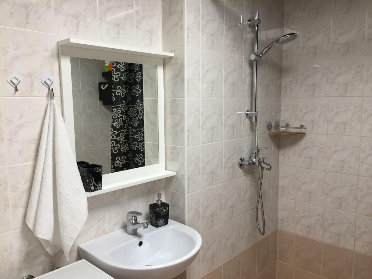 Apartment Near Centre Tartu Luaran gambar